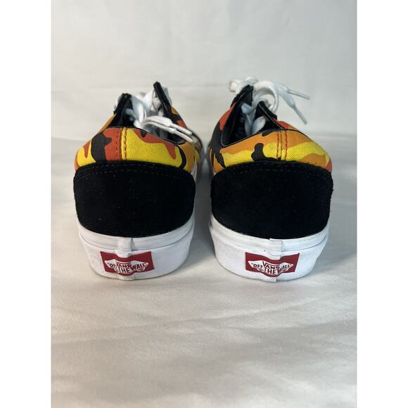 Vans Old Skool Red, Orange and Yellow Camo sneaker Women's size 9 Mens size 7.5 - Picture 3 of 5
